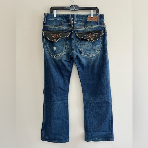Robin’s Leather Flap Wing Embroidered Distressed Denim Jean Med Blue Wash 34